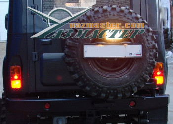 УАЗ ХАНТЕР установлена  доп. фара заднего хода 