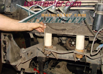 Косяк производителя комплекта боди лифта на ПАТРИОТ, болты не подходят по длинне, на 4 см. короче.